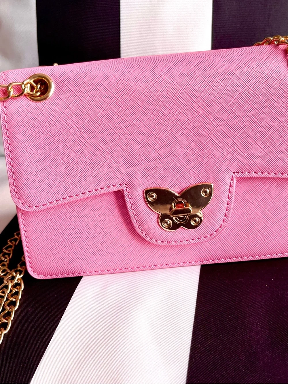 N/A chic pink